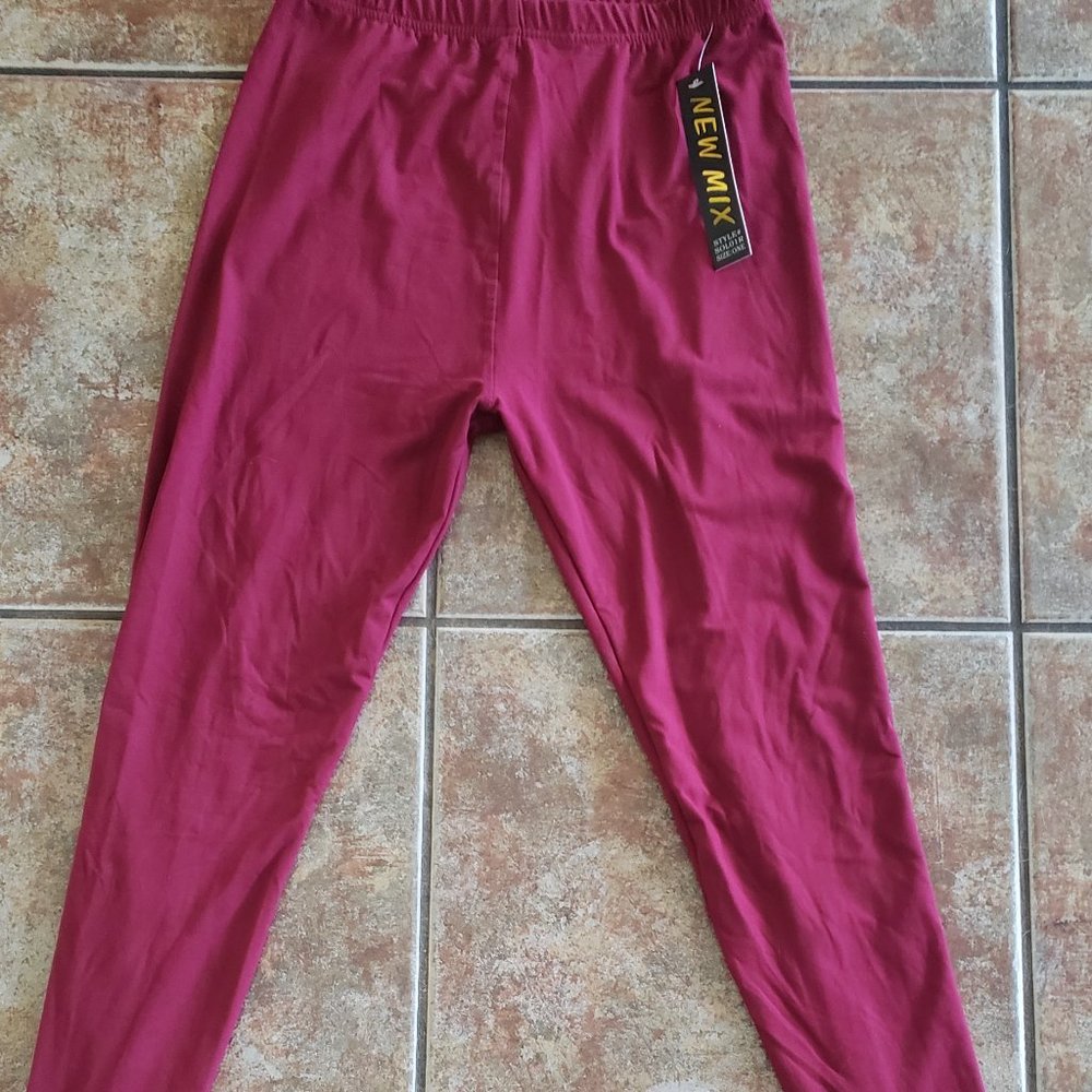 Maroon Luxuriously Soft Leggings for Women
